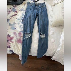 Topshop Jamie jeans! Mid wash. Tall length